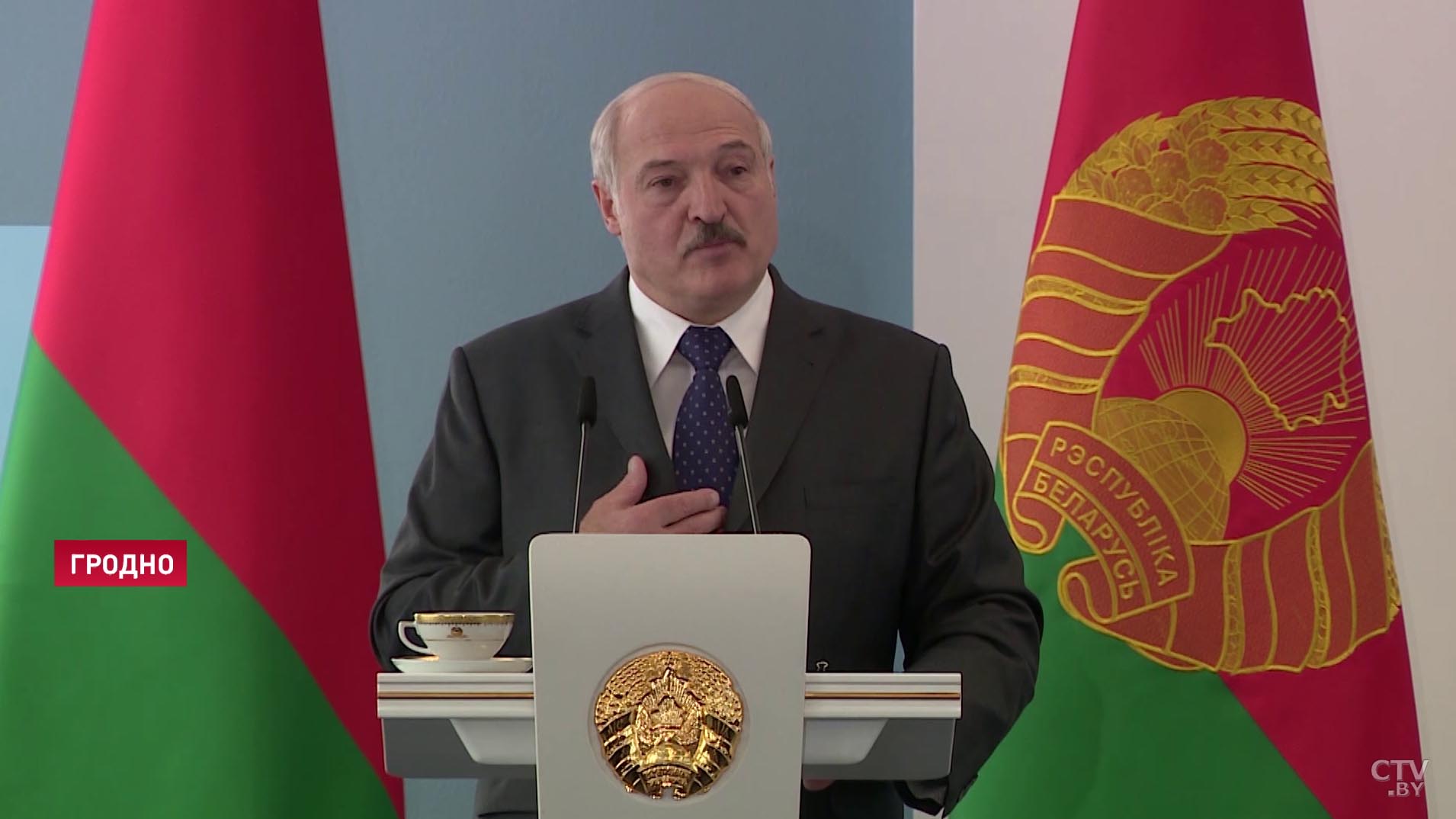 Александр Лукашенко: никто атомную станцию не закроет, это игра на чувствах людей-1