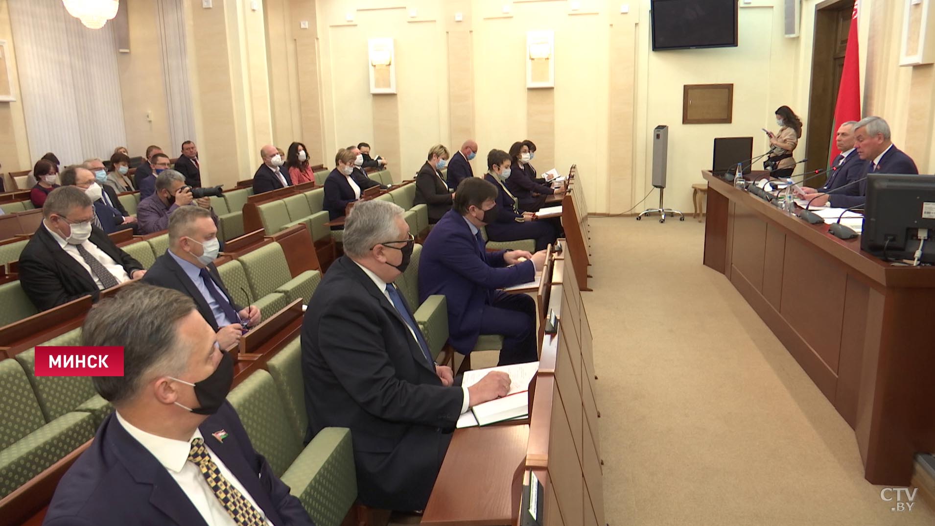 70 погибли, 20 пропали без вести. В парламенте увековечат память сражавшихся на войне депутатов Верховного Совета БССР-1
