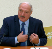Президент Беларуси: я сторонник развития страховой медицины, но надо, чтобы люди к этому были готовы
