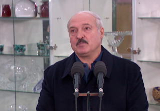 Александр Лукашенко: «У нас свядомых хватает в Беларуси, которые за деньги готовы мать родную продать»  