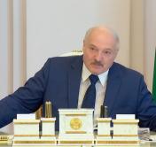 Александр Лукашенко: идёт зачистка НКО, НПО – вы думаете, это просто? А там уже тысячи людей работают