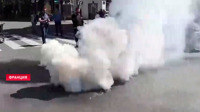 Таксисты устроили масштабную забастовку в Париже – они недовольны зарплатой и состоянием отрасли Таксисты устроили масштабную забастовку в Париже – они недовольны зарплатой и состоянием отрасли