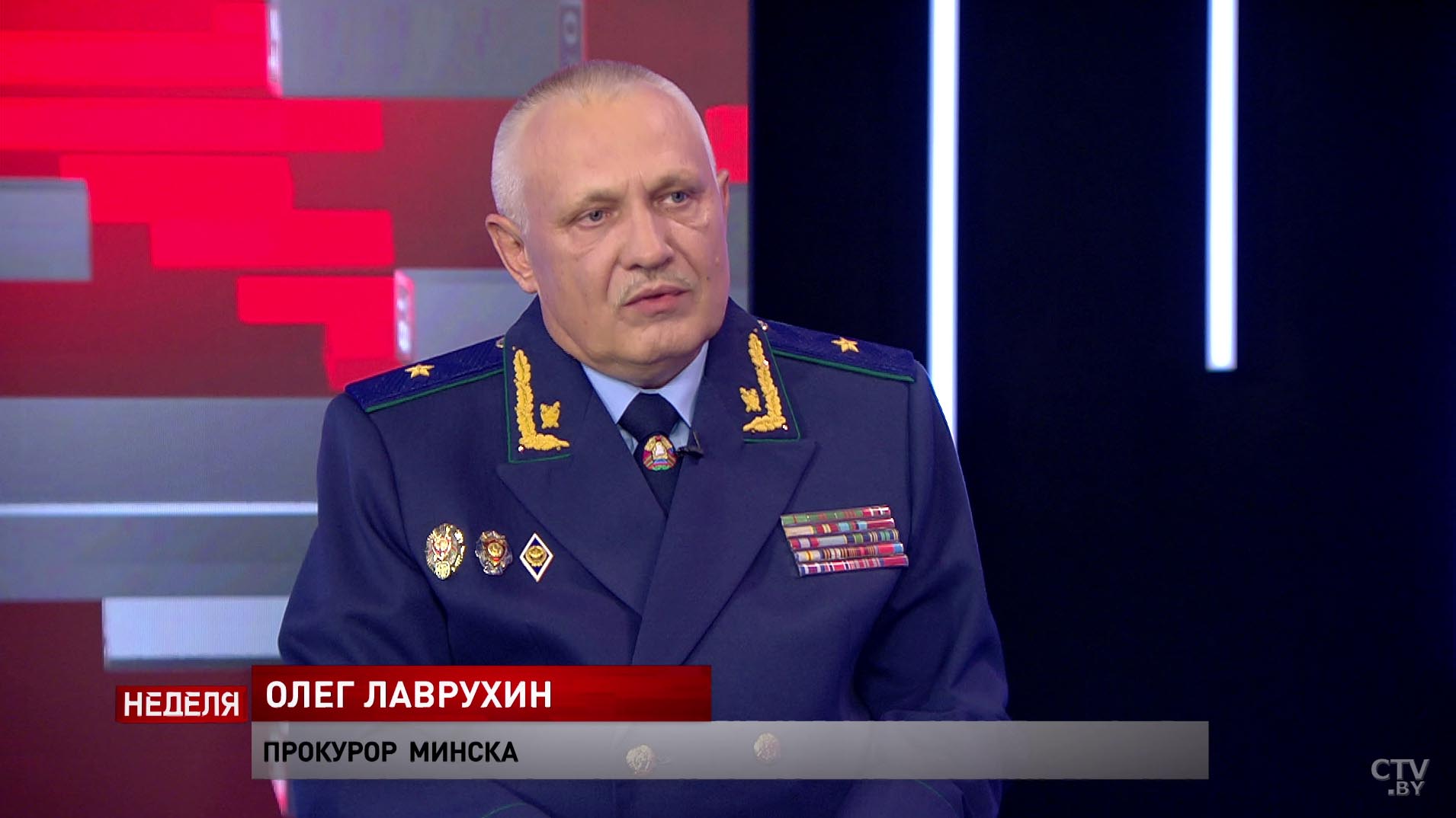 Прокурор Минска: «Вопрос активно муссируется: почему задерживают с негосударственной символикой, а вот этим можно? Всё в рамках закона»-1