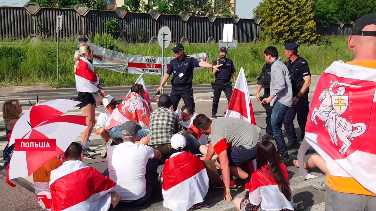 Протестующие на границе получили последнее предупреждение от польской полиции-1