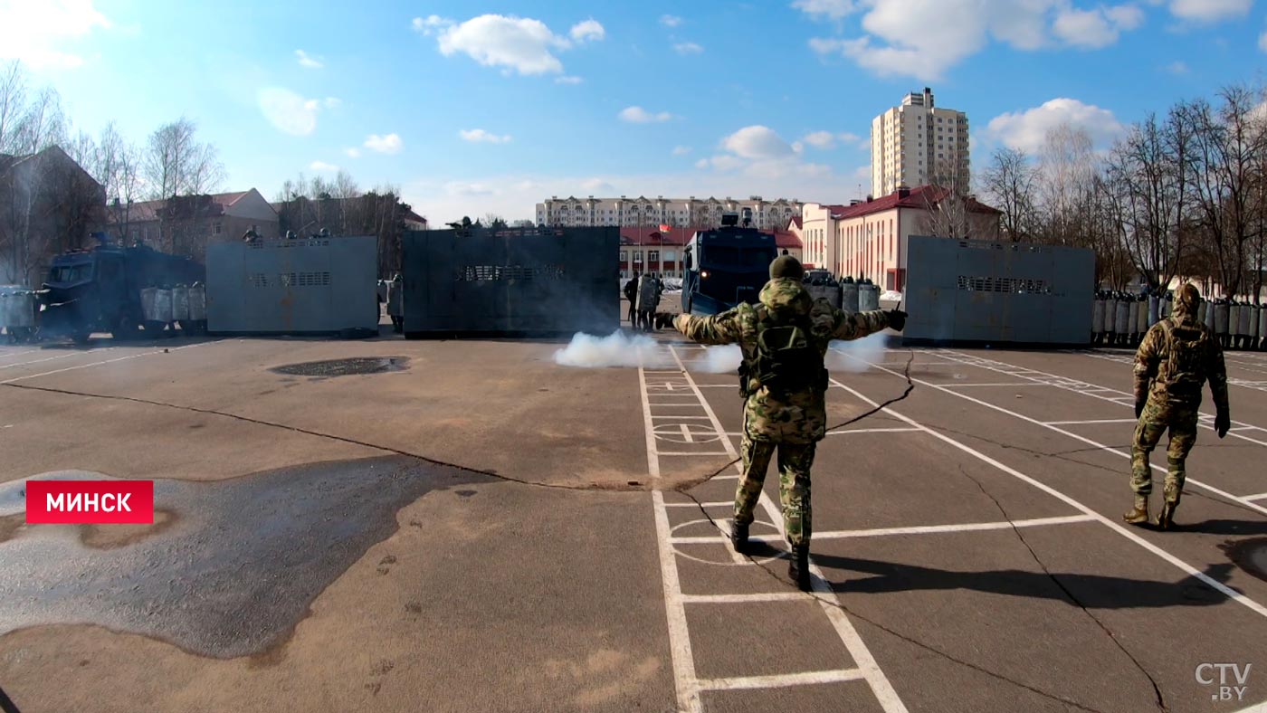 Командующий внутренними войсками Беларуси: «Всё протестное движение последние месяцы практически сошло на нет»-1