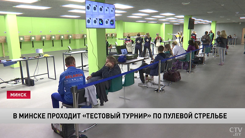 «Тут выступают все». В Минске начался чемпионат Беларуси по пулевой стрельбе
