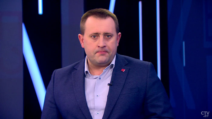 «Власть коррумпировалась, молодёжь превращалась в «заробитчан». Пустовой о президентстве Зеленского-7