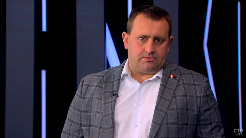Пустовой: наши начальники ошибаются, но работают. Вот за это я ими и горжусь
