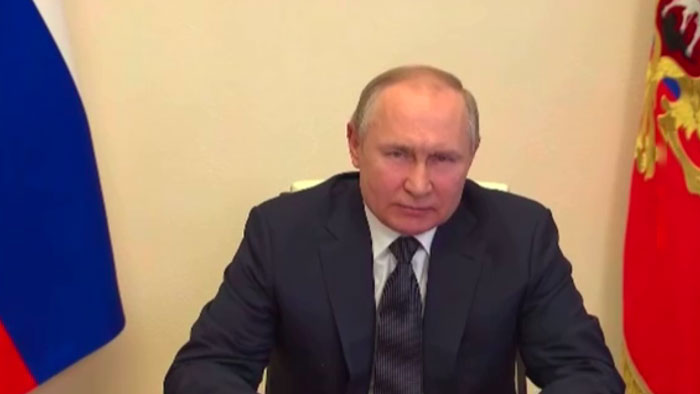 «Действовала сеть из десятков лабораторий». Путин рассказал о биологическом оружии в Украине