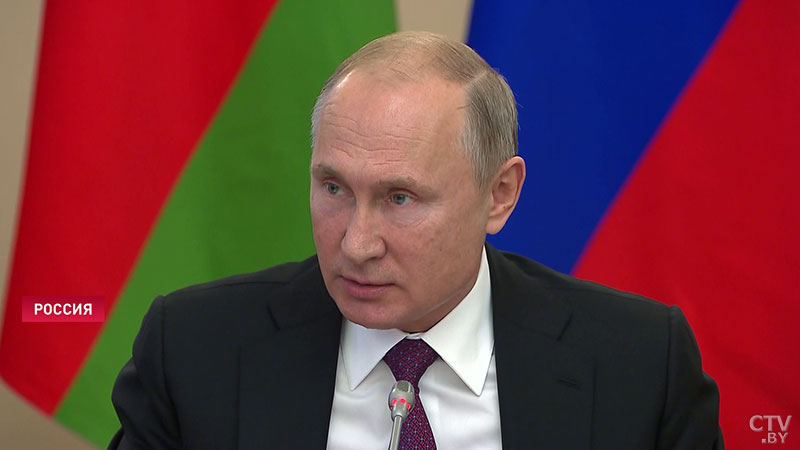 Владимир Путин поздравил президента Беларуси Александра Лукашенко с Рождеством и Новым годом