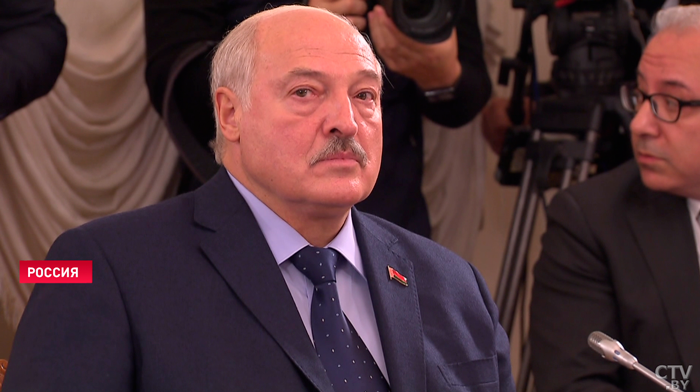 «Поставьте нам немножко, не жадничайте!» Путин оценил шутку Лукашенко про дефицит яиц в России-1