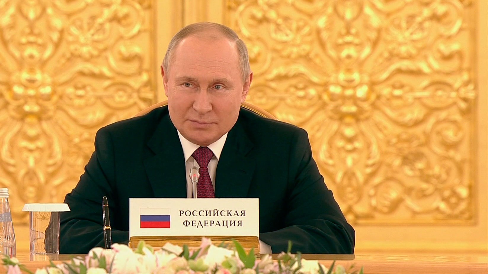 Владимир Путин: наблюдается небывалый всплеск оголтелой русофобии в западном обществе