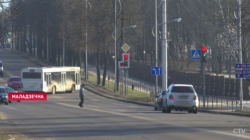 «Конечно, риск заражения выше в данной ситуации». Врач-эпидемиолог о том, почему лучше остаться дома на Радуницу-7