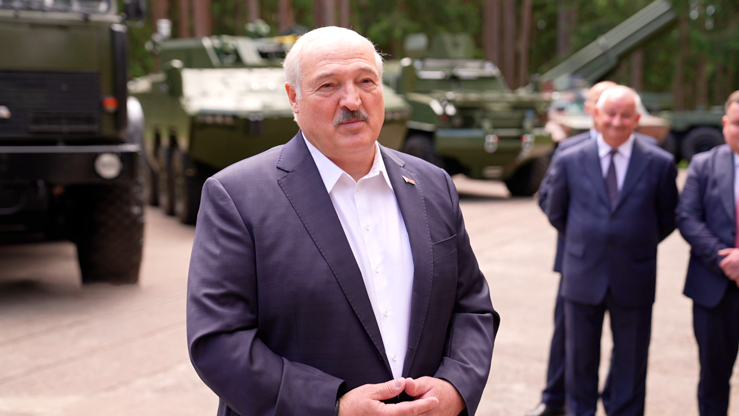 Лукашенко о боеприпасах: мы выйдем на 10-12 тысяч. А если (у нас же диктатура) жимануть, то и 15 тысяч Пантус соберёт