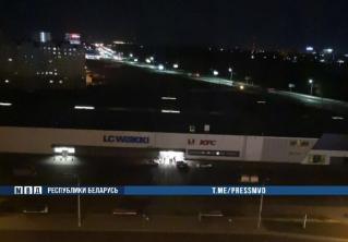 Ночью в Бресте 18-летний парень с топором разгромил гипермаркет