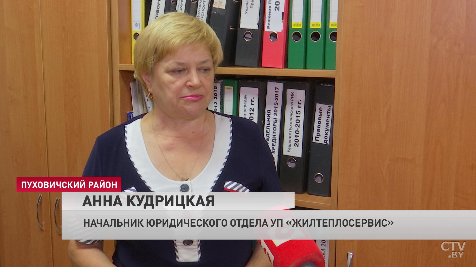 «Скоро соседи лазить начнут – угол выпадет»: в Пуховичском районе женщина приватизировала дом, а он начал разваливаться-37