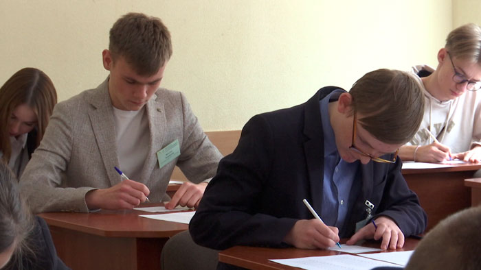 Регистрация на ЦТ началась в Беларуси с 10 мая