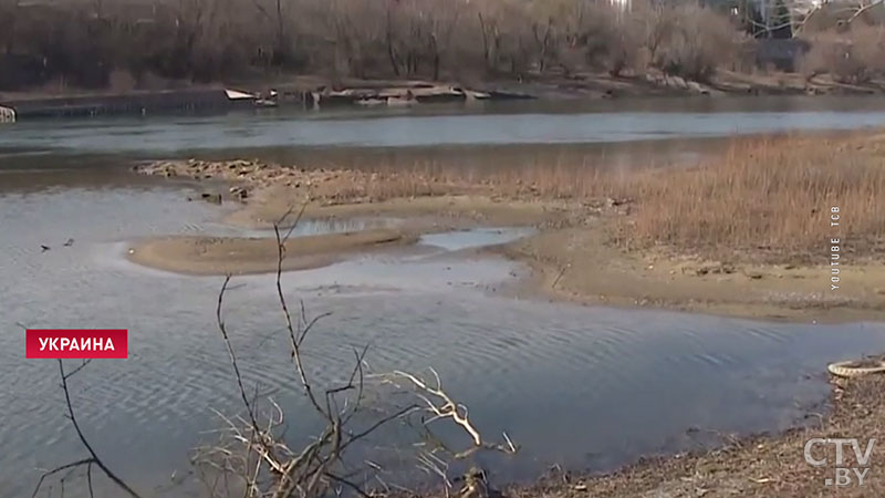 В Украине самый низкий за 100 лет уровень воды в реках. К чему это приведёт?-4