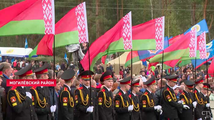 Реконструкция боя. Масштабную патриотическую акцию к 9 Мая развернули белорусские милиционеры-1