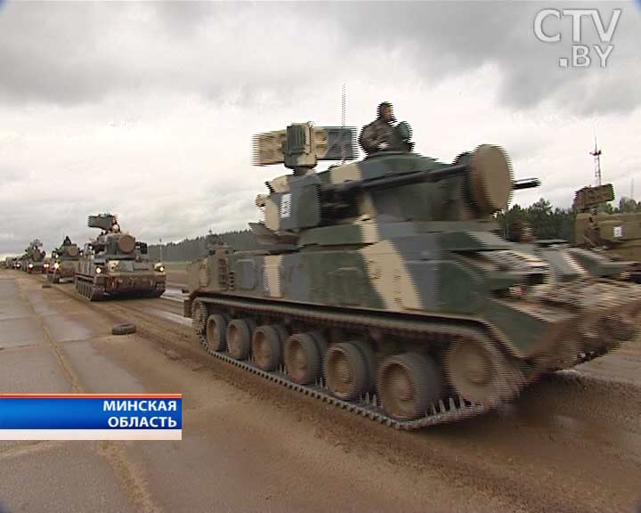 На аэродроме в Липках состоялась репетиция шествия военной техники к параду в День Независимости