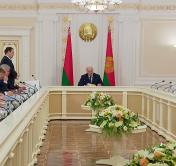Александр Лукашенко: через какое-то время в каждом регионе установится своя практика принятия решений, и она будет отличаться
