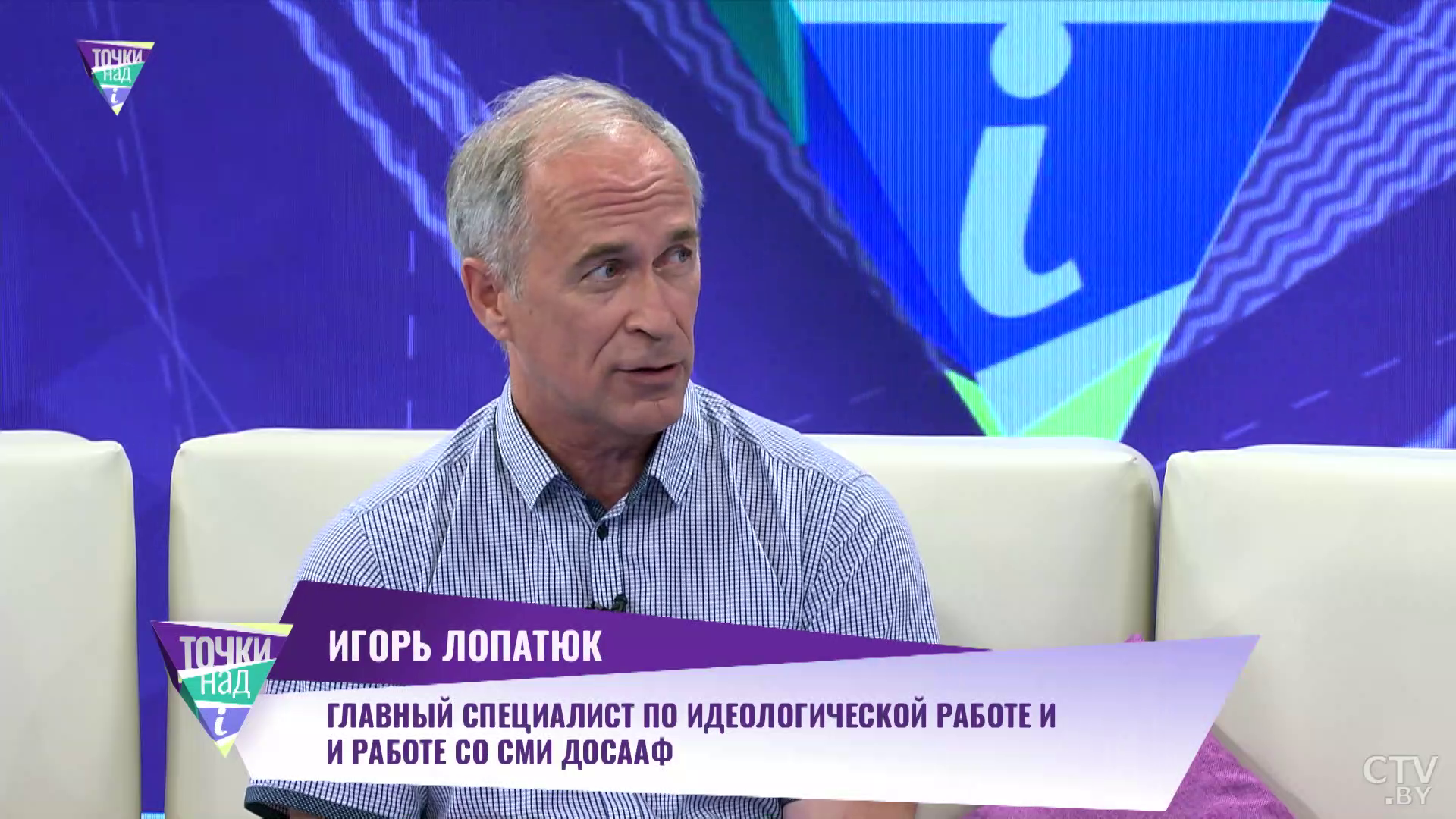 Родители чрезмерно волнуются за сына в армии. Эксперты о влиянии службы на психику молодого человека-11