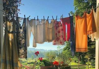 Поля, цветущие деревья и длинные платья. Романтика деревенской жизни в 9 фотографиях 