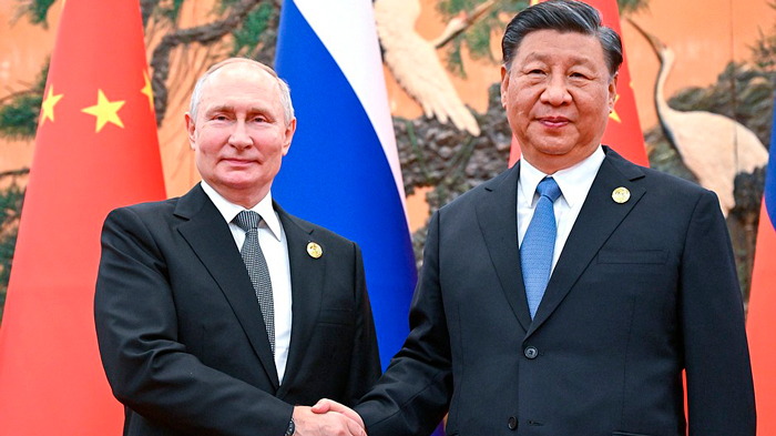 Владимир Путин и Си Цзиньпин проводят переговоры в Китае