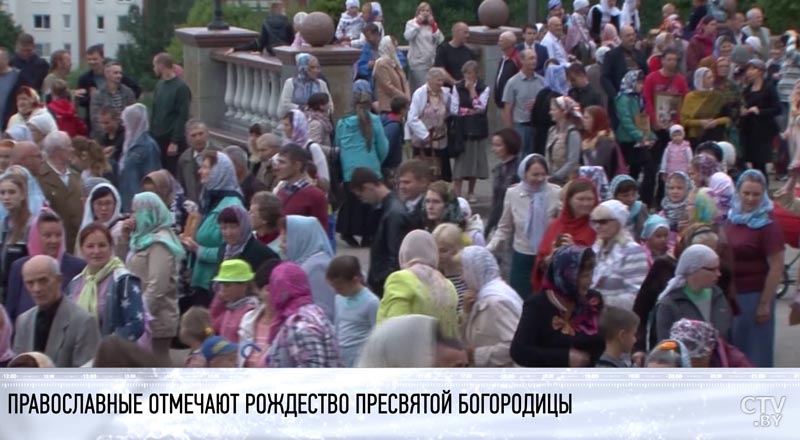 Католики всего мира 25 декабря отмечают Рождество: Папа Римский в Ватикане отслужил мессу Католики всего мира 25 декабря отмечают Рождество: Папа Римский в Ватикане отслужил мессу