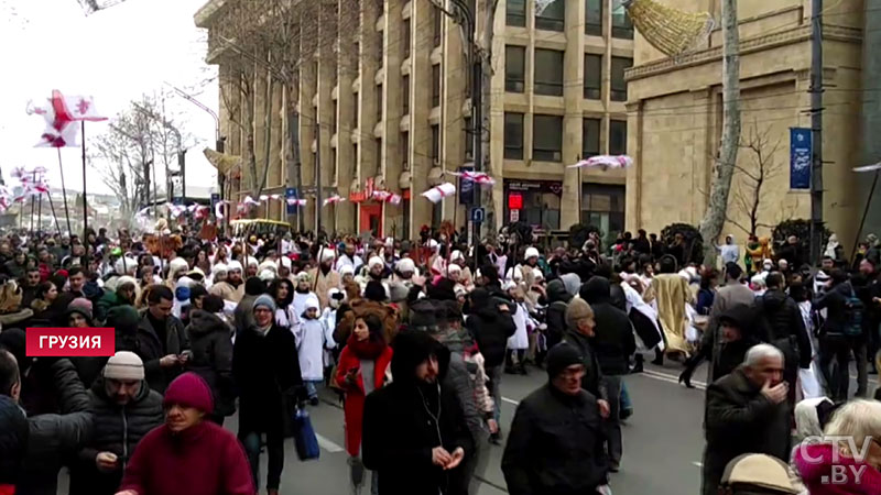 Рождественские богослужения проходят по всему миру. Показываем, как празднуют в разных странах-15