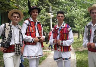 Хотели бы примерить? Показываем национальные костюмы разных стран