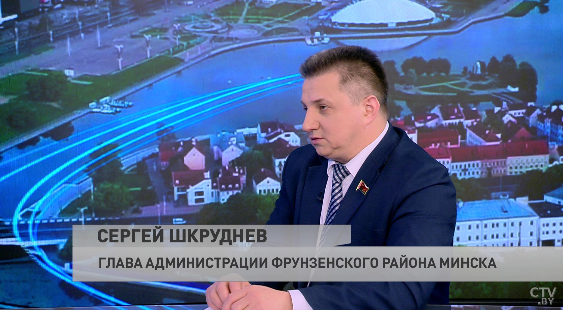  «Тысячи нуждающихся стоят в очереди с 90-х». С какими вопросами приходят к руководителю Фрунзенского района?-1