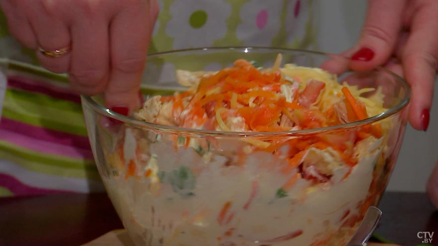 Салат из спаржи, помидоров и морковки по-корейски. Рецепт вкусного и полезного блюда-7