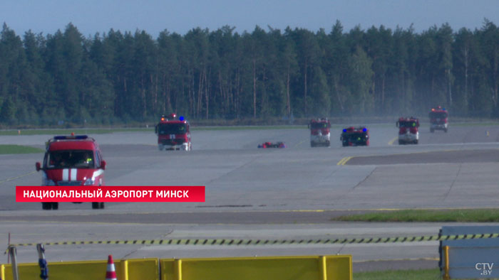 Аварийная посадка. Как избежать жертв, если отказало шасси самолёта-1