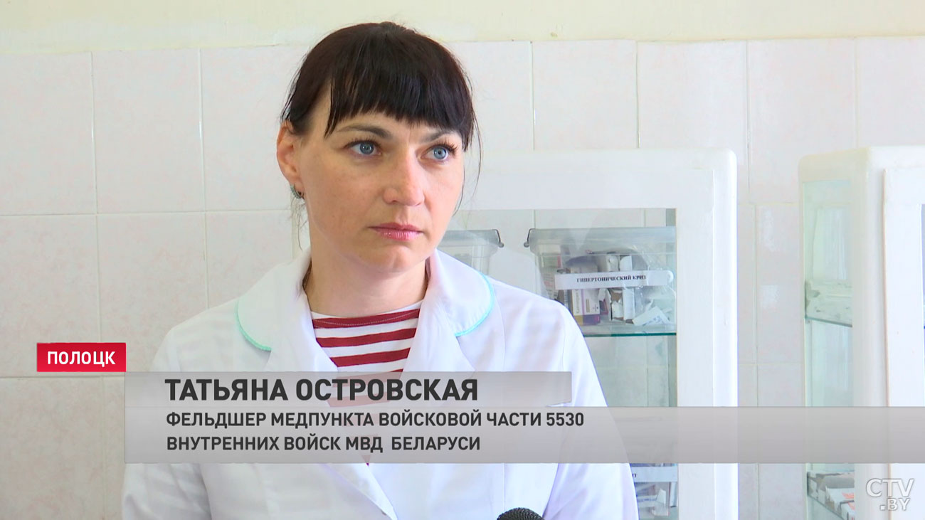 Сапёр в одиночку обезвредил семь боеприпасов, которые находились в машине. Сейчас он награждён медалью «За отвагу»-10