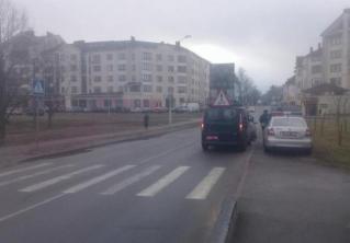 В Партизанском районе автомобиль сбил 12-летнего мальчика на пешеходном переходе