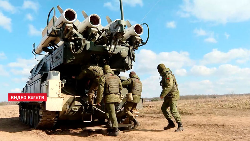В Вооруженных Силах продолжается проверка боевой готовности-1