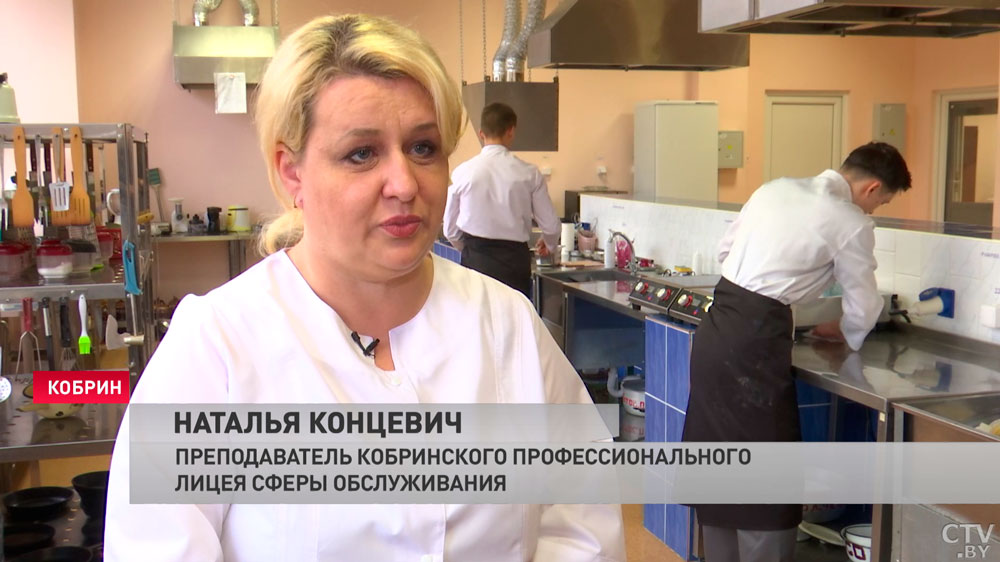 «Сельдь под шубой в глазированном яйце на спирали из свекольного сока». Посмотрите, как учащиеся лицея в Кобрине готовят блюда молекулярной кухни-19