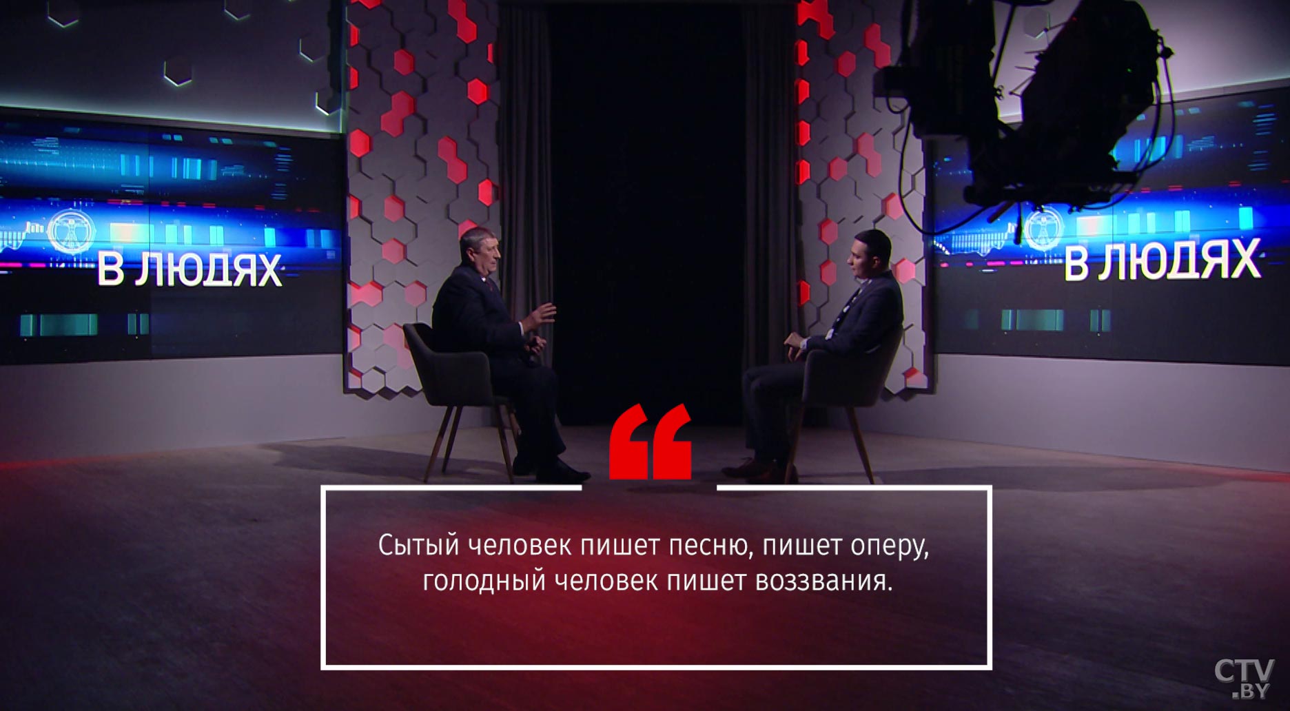 Михаил Русый рассказал о своей семье: «Мы все служим государству»-1 Михаил Русый рассказал о своей семье: «Мы все служим государству»-1