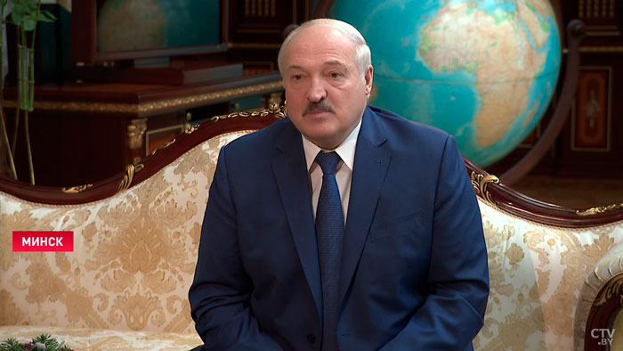 «Мы с тобой это видели воочию». Лукашенко на встрече с сербским дипломатом вспомнил, как бомбили Белград-1 «Мы с тобой это видели воочию». Лукашенко на встрече с сербским дипломатом вспомнил, как бомбили Белград-1