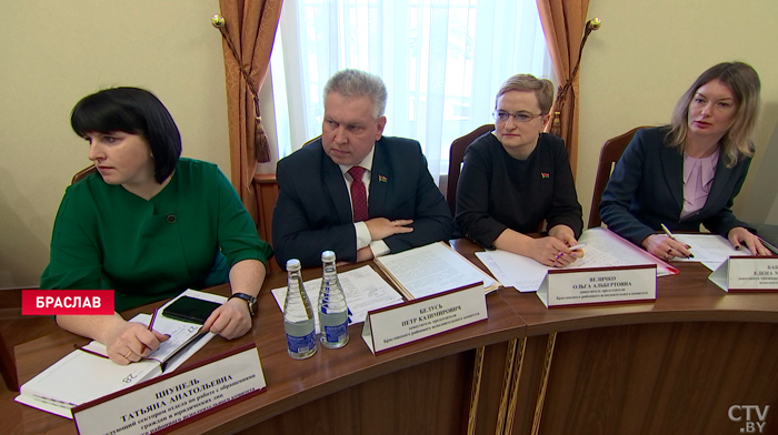 Сергеенко: количество обращений граждан в Администрацию Президента сократилось-7