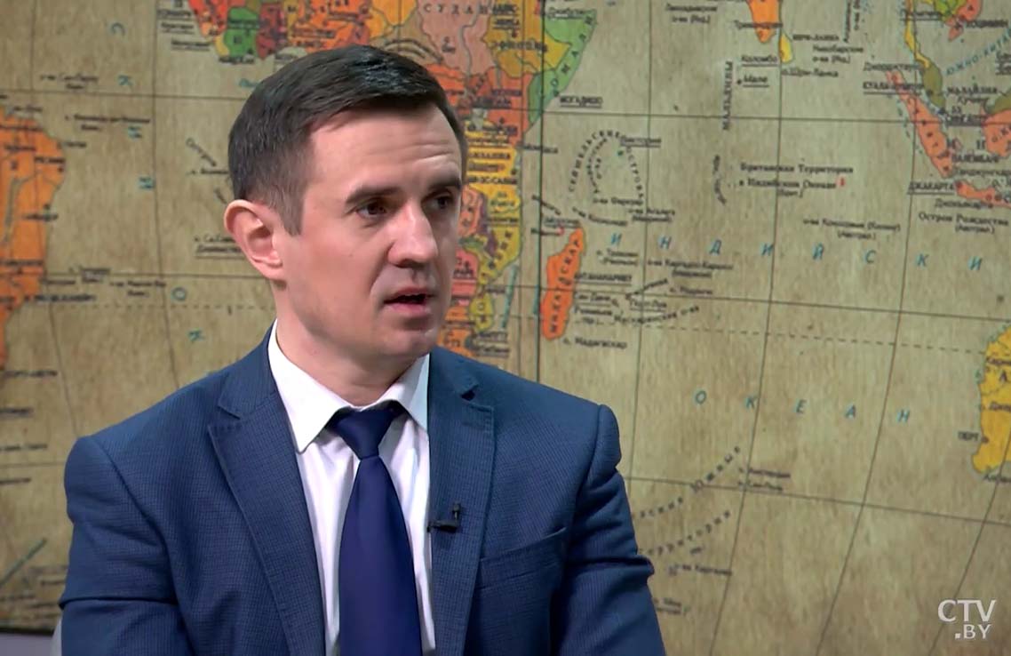 Возможно ли аттестовать школьников по трём четвертям? Комментарий Минобразования