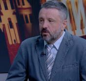 «Три мы видим центра управления: один в Польше, один ресторатор на Украине, пытающийся возглавить процесс, и сбежавший якобы айтишник в России» 