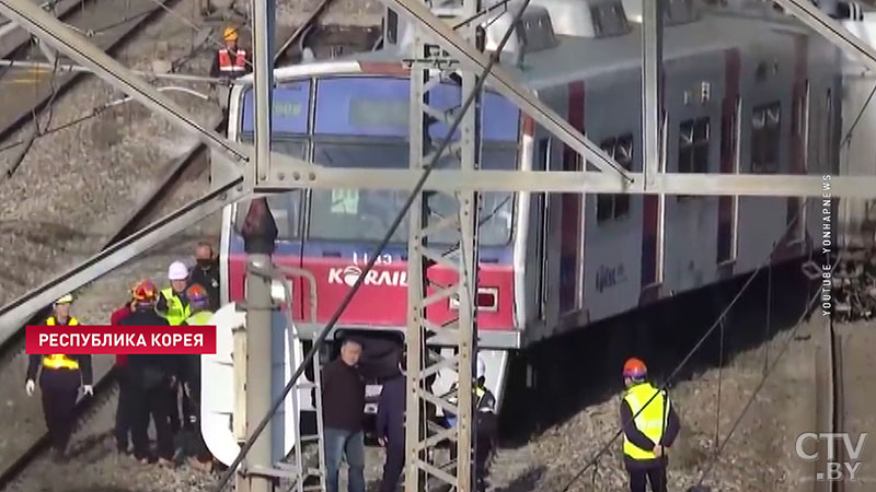 Поезд метро сошёл с рельсов в Сеуле. В составе было почти 300 человек-6