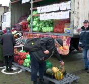 Что можно успеть купить на последних сельхозярмарках в Минске? Побывали на самой масштабной торговой площадке