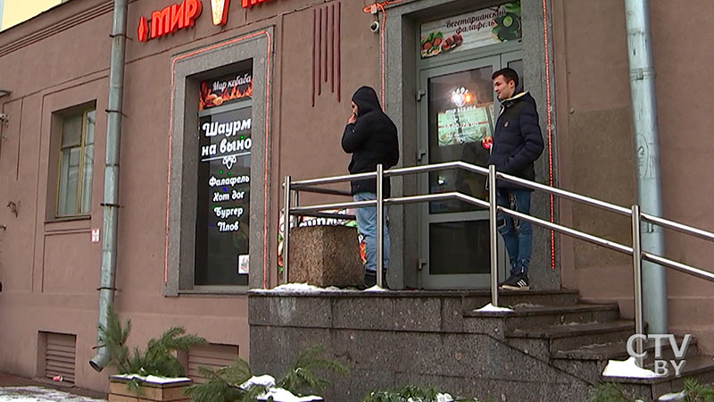 «Чтобы выдать жалобную книгу, нужна особая причина»: вместо обещанной скидки в кафе парню нахамили-1 «Чтобы выдать жалобную книгу, нужна особая причина»: вместо обещанной скидки в кафе парню нахамили-1