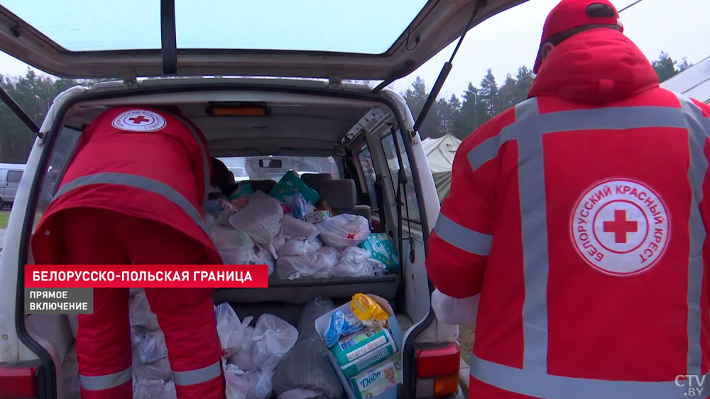 «Шоколад сегодня раздавали». Какие продукты и вещи передают беженцам в логистическом центре?-7