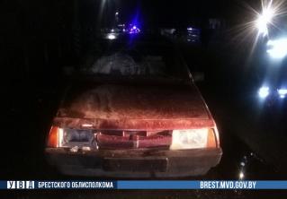 В Ольшанах школьник за рулём «ВАЗ» сбил двух 16-летних подростков 