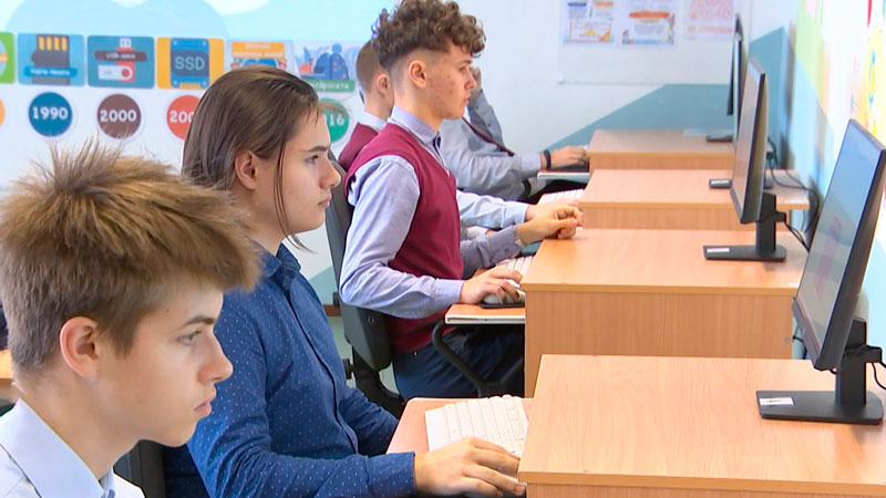 Для школьников Минской области теперь доступны инженерные классы