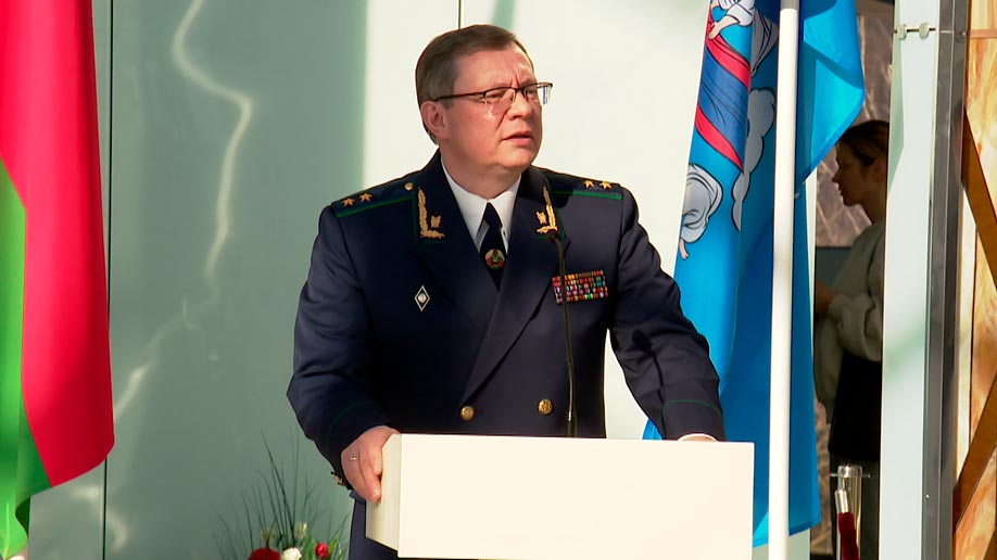 Швед на вручении паспортов: они не только становятся под защиту государства, но и берут на себя ответственность